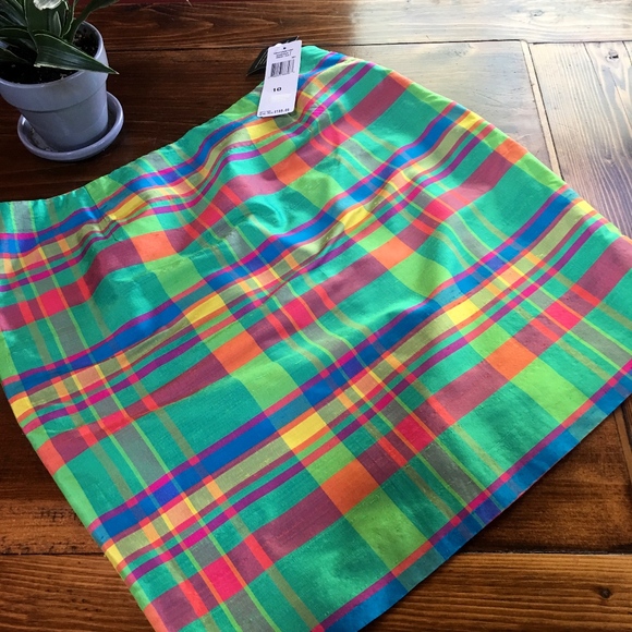 Lauren Ralph Lauren Dresses & Skirts - Ralph Lauren 100% Plaid Silk Skirt - SIZE 10